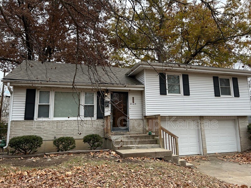 Primary Photo - 8105 Hedges Ave