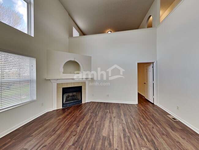 Building Photo - 837 Avalon Drive