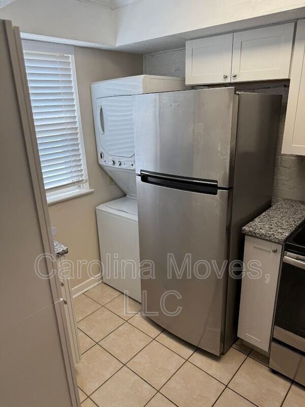 Foto del edificio - 2530 E North St