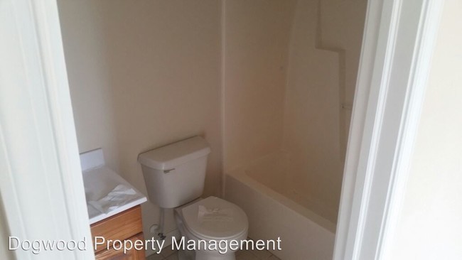 Building Photo - 3 br, 2 bath House - 415 Perry Street