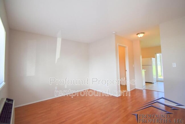Foto del edificio - 736 NE 94th Ave