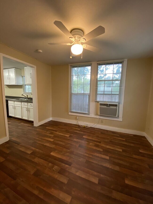 Foto del edificio - 78702 -  east of Downtown  SFH
