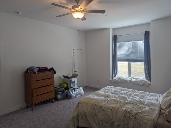 Foto del edificio - 1723 Dalhart Rd