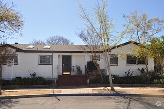 Building Photo - 8785 Regency Rd