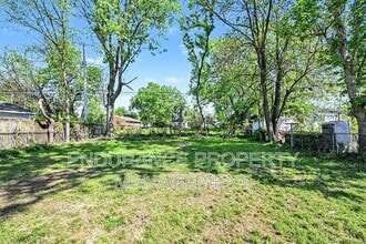 Building Photo - 4629 Queens Ave