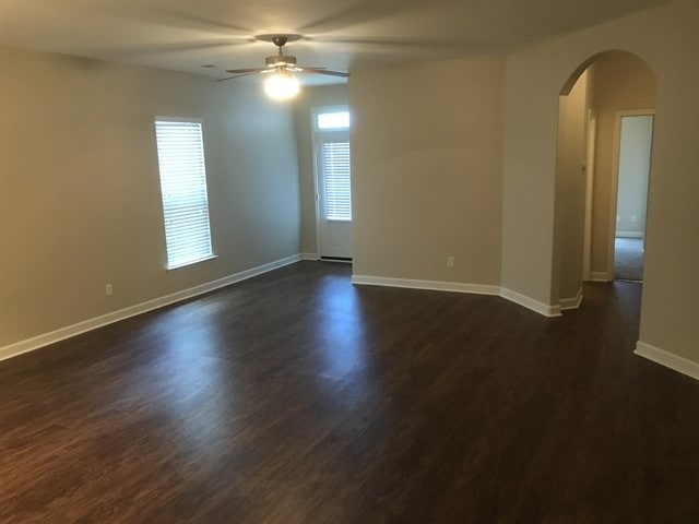 Building Photo - 24 Chapel Lk N