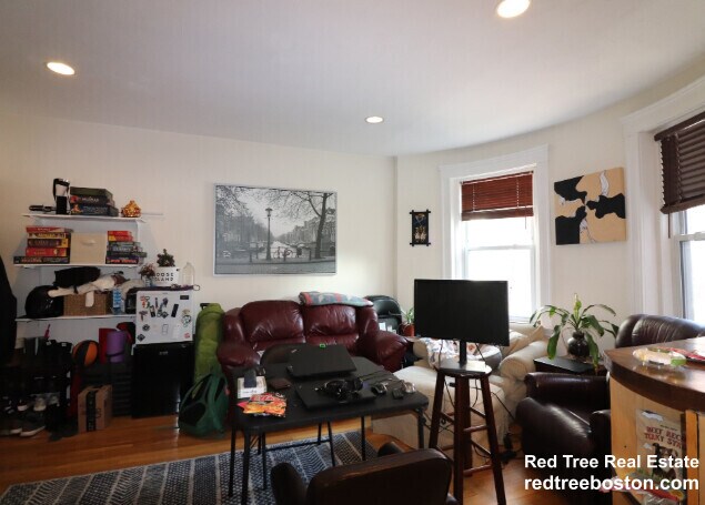 Photo - 69 Babcock St Apartment