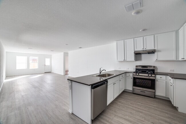 Building Photo - 1438 Azul Way