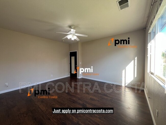 Building Photo - 4406 Mira Loma Dr