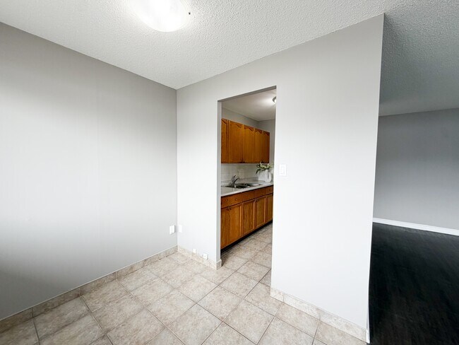 Building Photo - 44 Humber Ct