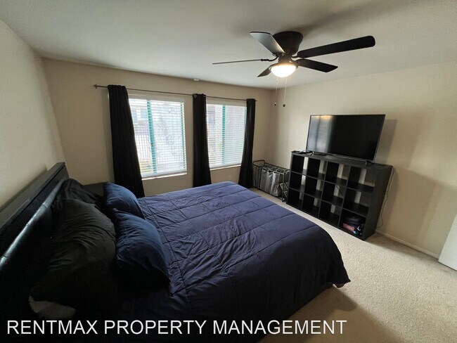 Building Photo - 1 br, 2 bath House - 1575 W WARM SPRINGS R...