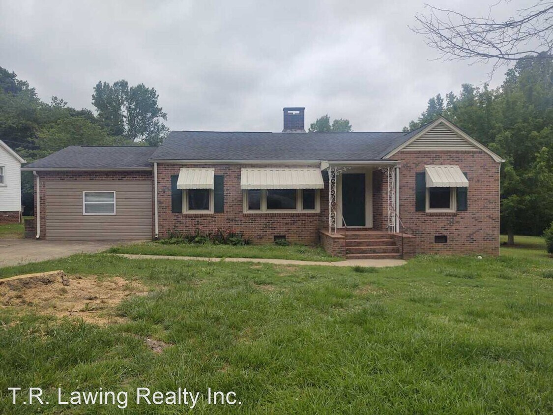 Foto principal - 3 br, 2 bath House - 911 Mark Drive