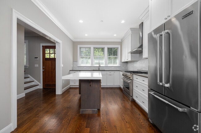 2BR, 2.5BA - 1,940SF - Kitchen - 52 Brookside Dr