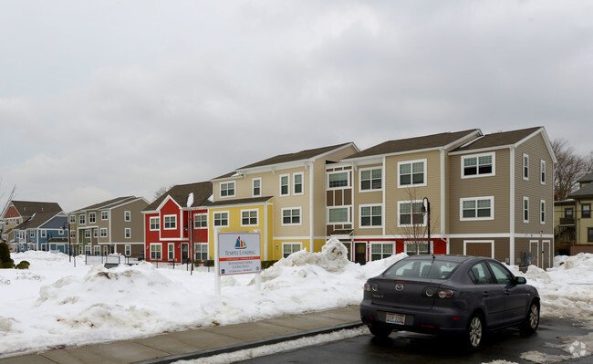 Building Photo - Temple Landing