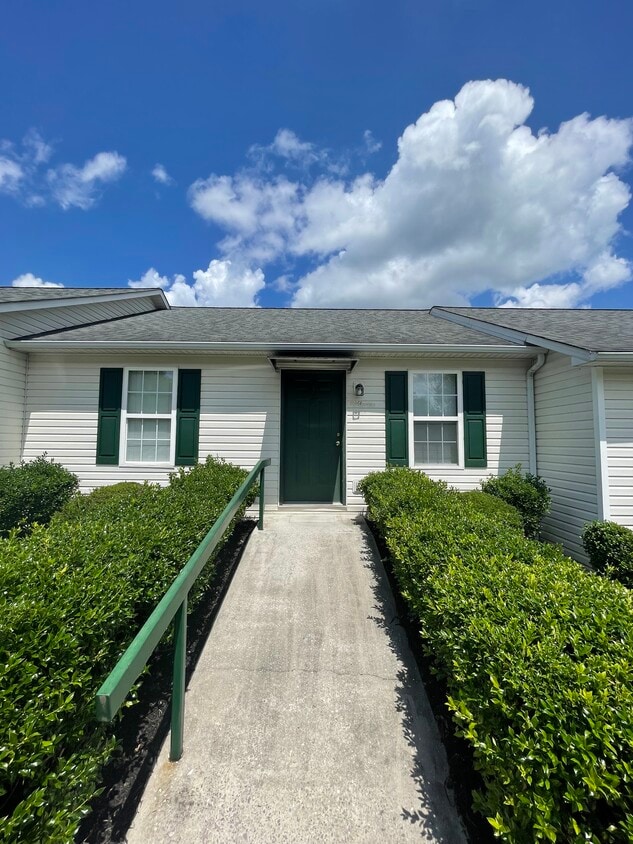 3180 Dodson Branch Rd Unit 14, Cookeville, TN 38501 Apartments in