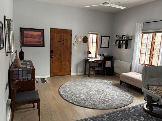 Building Photo - 413 Cam De La Placita