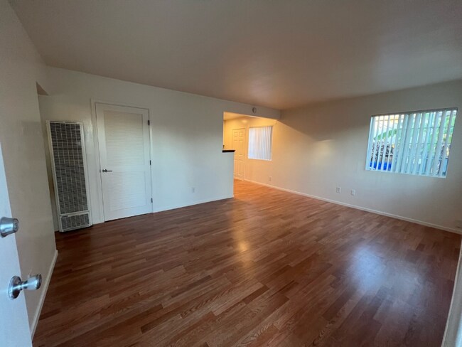 Building Photo - 3608 Collier Ave