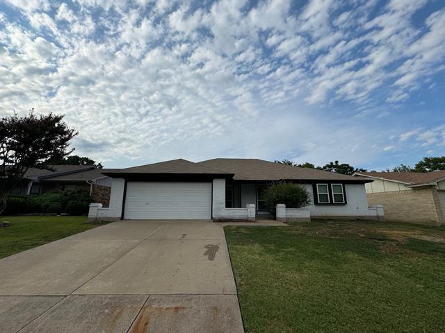 Building Photo - 933 Freestone Dr