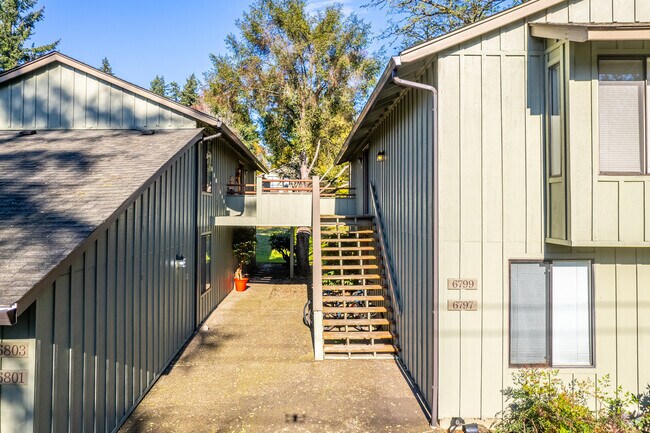 Entrance - 6797-6803 SW Childs Rd
