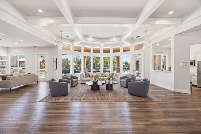 Foto del edificio - Tuscany Place