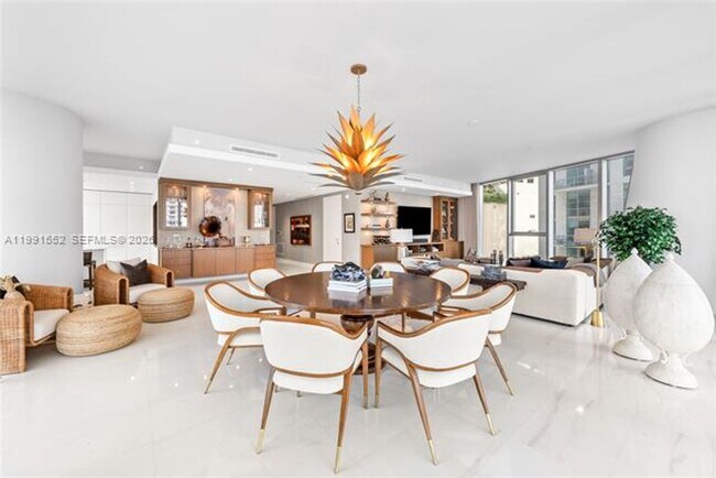 Foto del edificio - 300 Biscayne Blvd Way