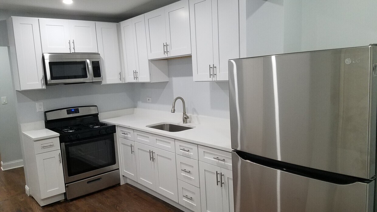Foto principal - 2747 S Kostner Ave