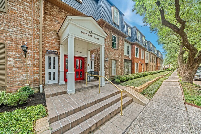 Foto del edificio - 359 N Post Oak Ln