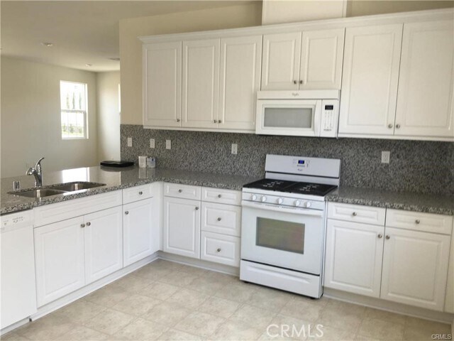 Building Photo - 6029 Rosewood Way