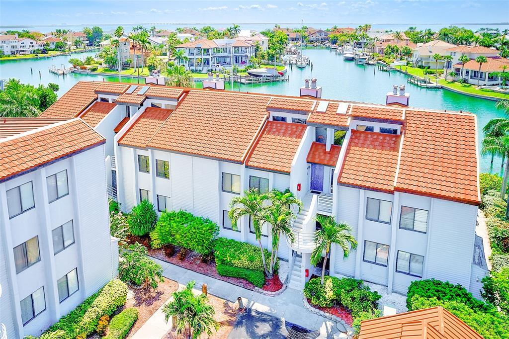 Foto principal - 557 Pinellas Bayway S