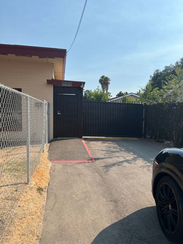 Foto principal - 12132 Sitka St