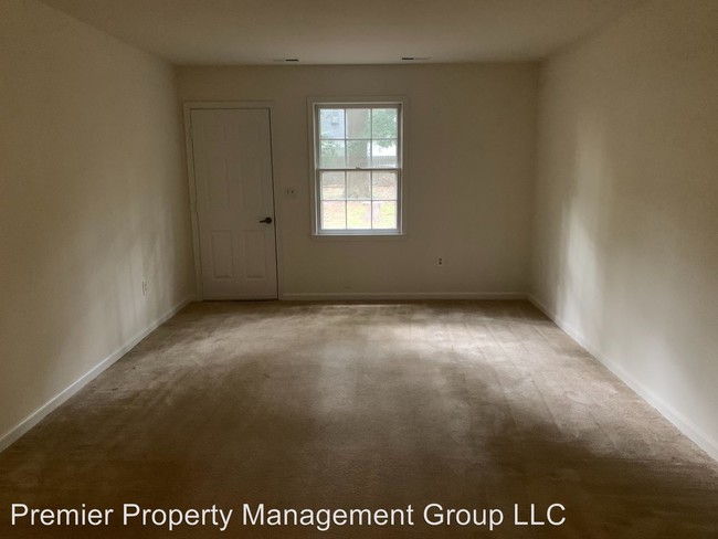 Building Photo - 16391 Norton Dr