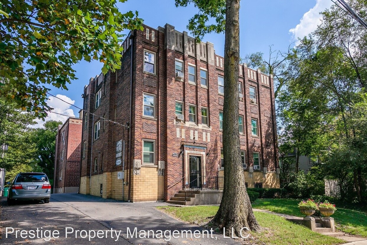 Primary Photo - 2628 Cleinview Ave