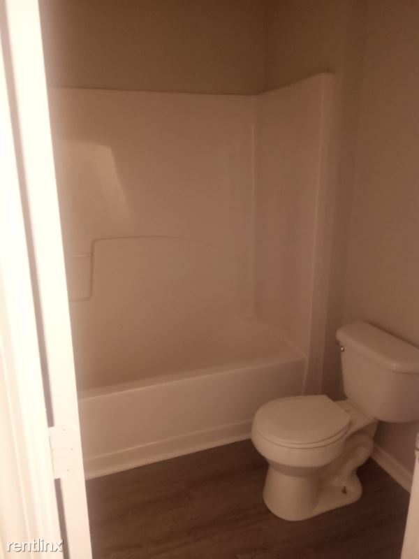 Foto del edificio - 5 br, 2.5 bath House - 7137 Walton Hill