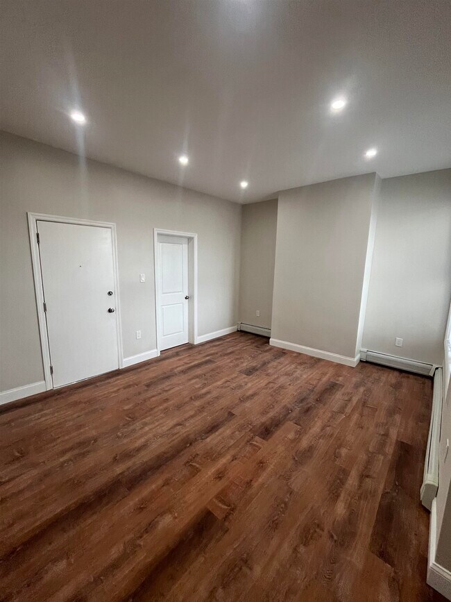 Building Photo - 505 Palisade Ave