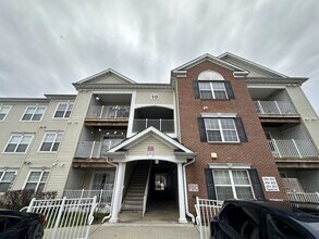 Building Photo - 1022 Dogwood Ct