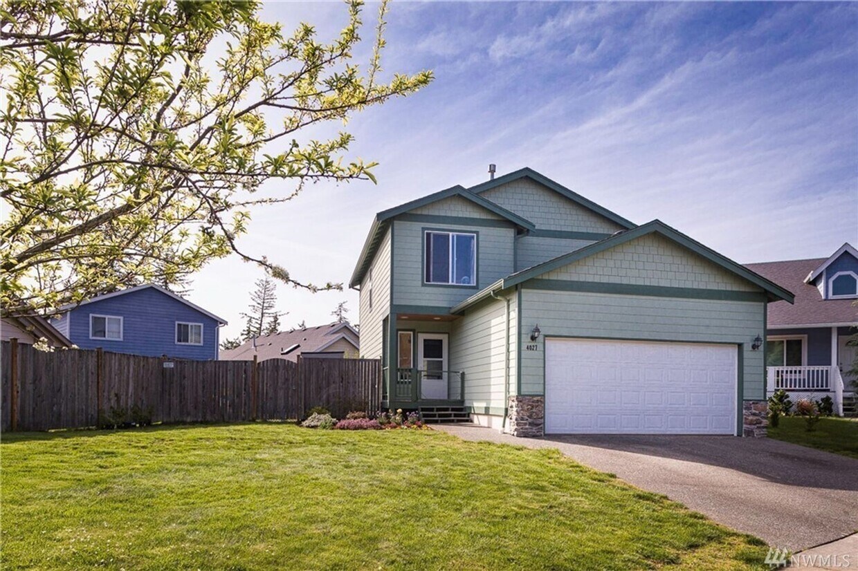 Primary Photo - 3 Bedroom 2.5 Bathroom home in Cul-de-sac