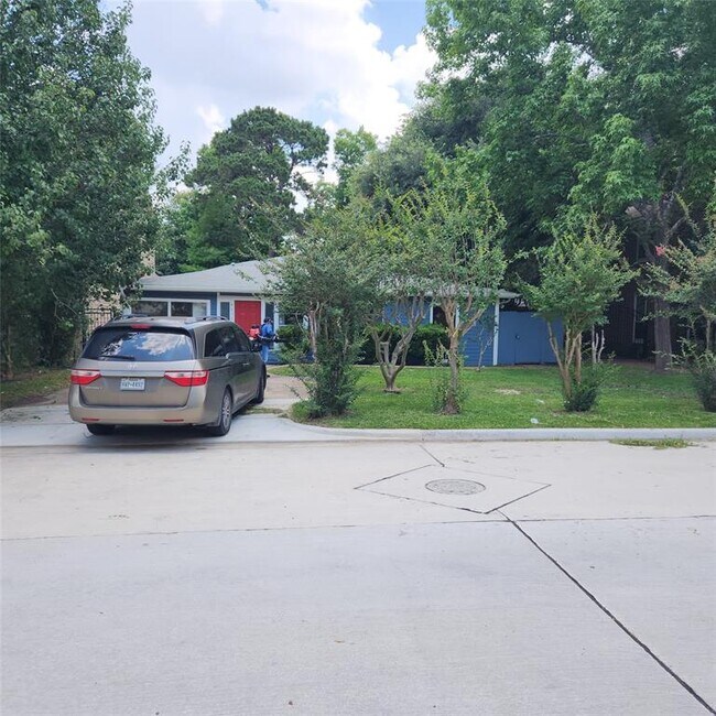 Foto del edificio - 4638 Cedar St