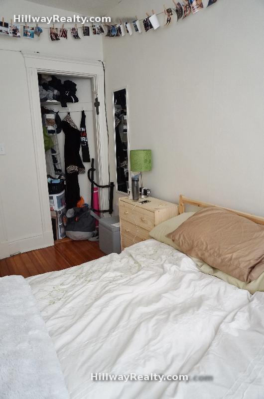 Foto del edificio - 11 Mount Hood Rd