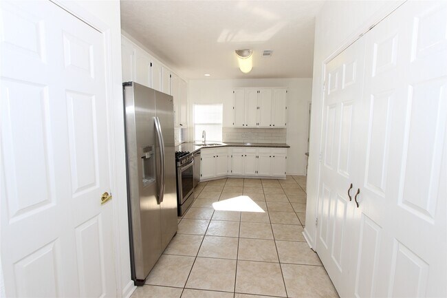Foto del edificio - 3311 Twelve Oaks Ln