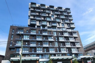 Building Photo - 1649 E Broadway