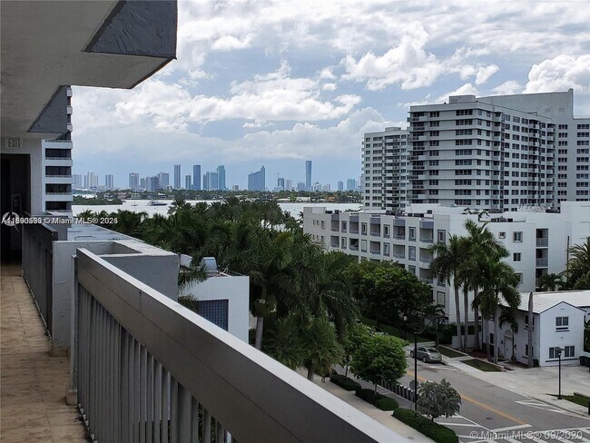 Foto del edificio - 1345 West Ave