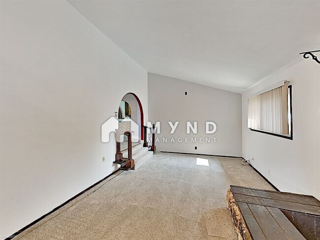 Building Photo - 4 br, 2 bath House - 26411 Mockingbird Ln