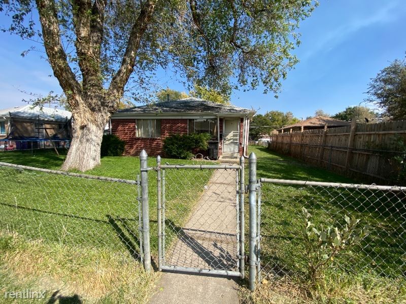 Primary Photo - 2 br, 1 bath House - 644 S Perry St