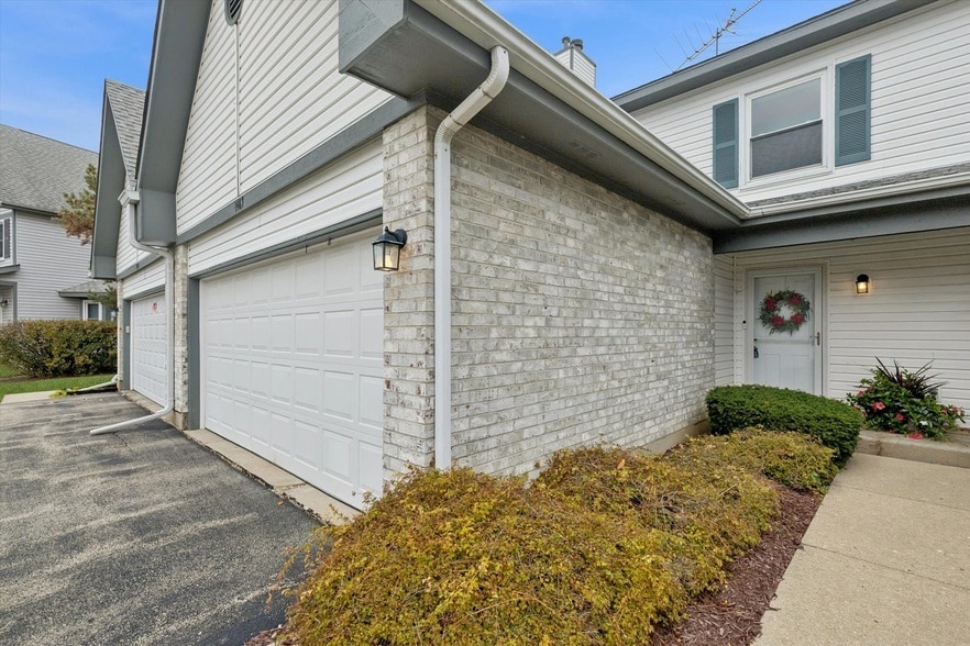 Foto principal - 1487 Hazelwood Ct