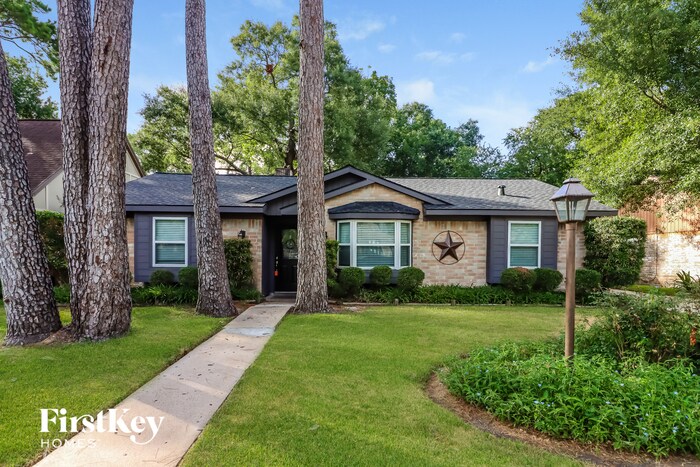 Foto principal - 9607 Dundalk St