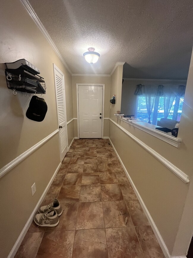 Building Photo - 1317 Drexel Cir