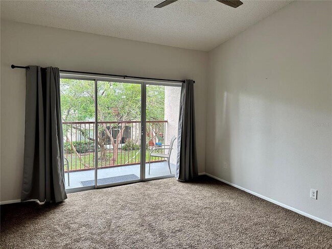 Foto del edificio - 2544 Lakeway Branch Dr