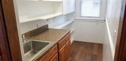 Building Photo - 3 br, 1 bath  - 31 Freeland St Apt 3
