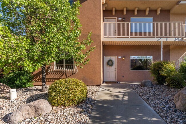 Foto del edificio - Washington 3 Bedroom Townhome
