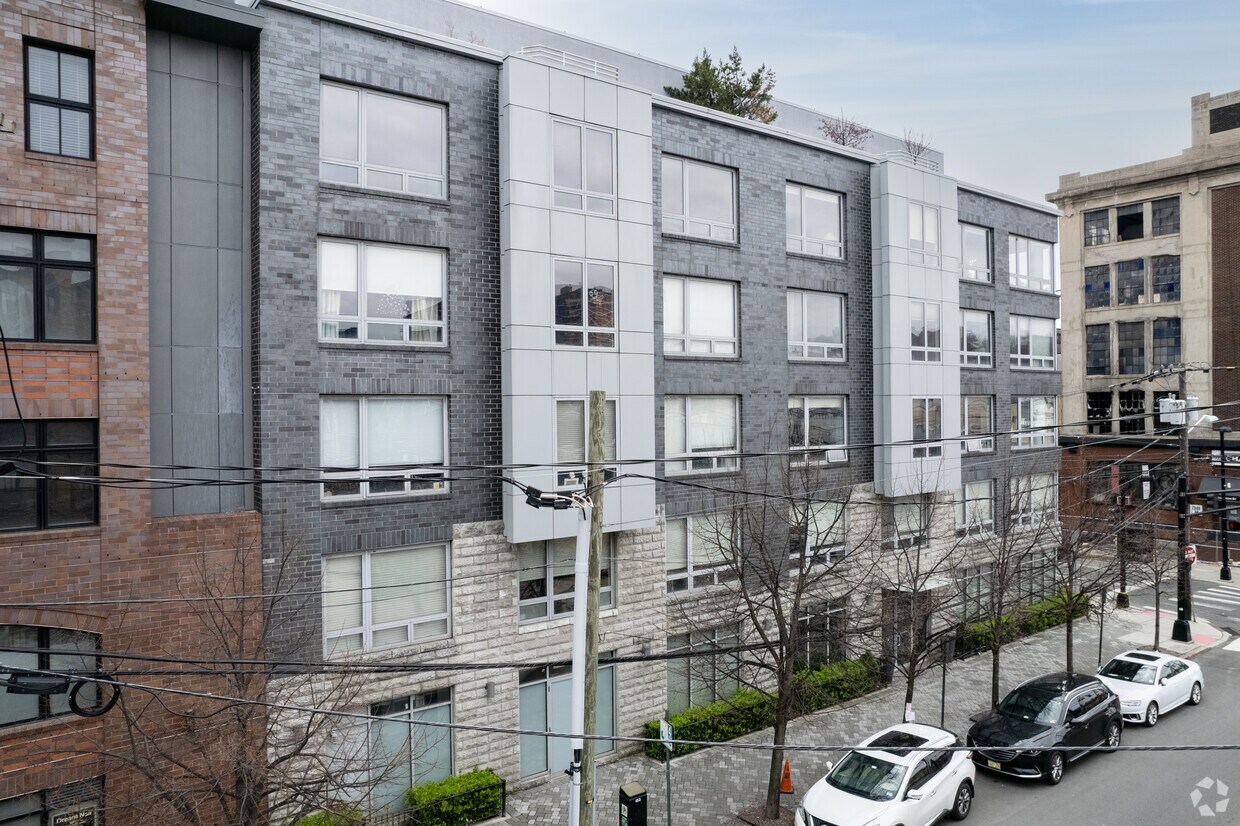 Building Photo - Vesta Hoboken
